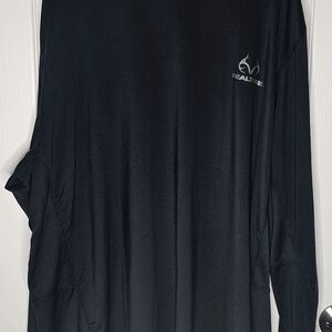 Realtree Men's Black Long Sleeve Shirt